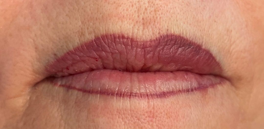 Lippen na behandeling PMU permanente make up lippen